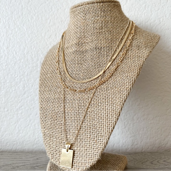 Jewelry - NEW | layered chain necklace with rectangular pendant